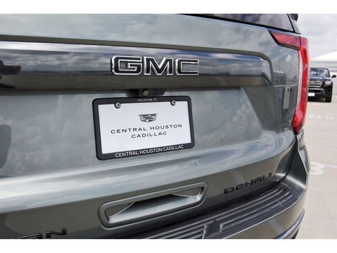 Used 2024 GMC Yukon Denali Ultimate AWD/4WD image 30