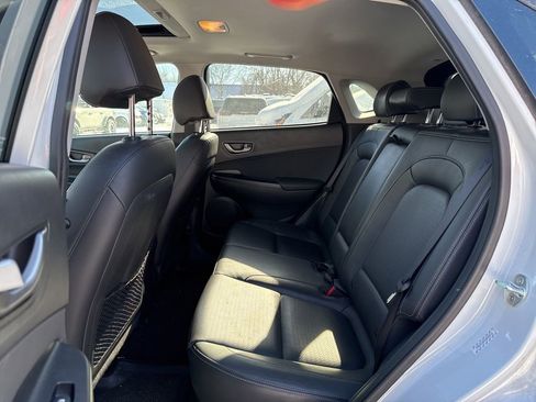Used 2021 Hyundai Kona Ultimate w/ Cargo Package image 8