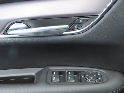 Used 2021 Cadillac XT5 Luxury image 23