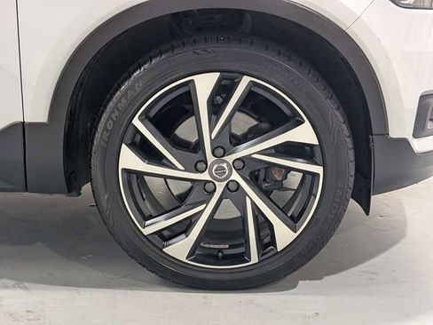 Used 2020 Volvo XC40 T5 R-Design w/ Protection Package Premier AWD/4WD image 29