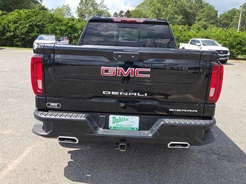 Used 2026 GMC Sierra 1500 Denali RWD image 9