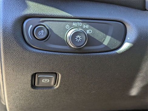 New 2026 Chevrolet Blazer LT image 12