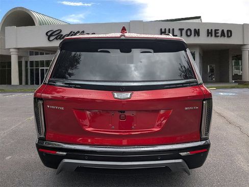 New 2026 Cadillac Vistiq Sport w/ LPO, Floor Liner Package image 5