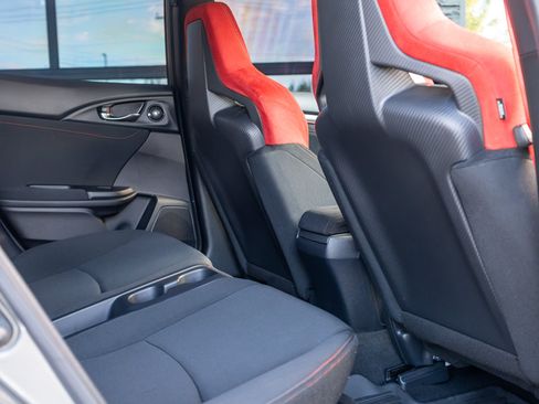 Used 2019 Honda Civic Type R image 37