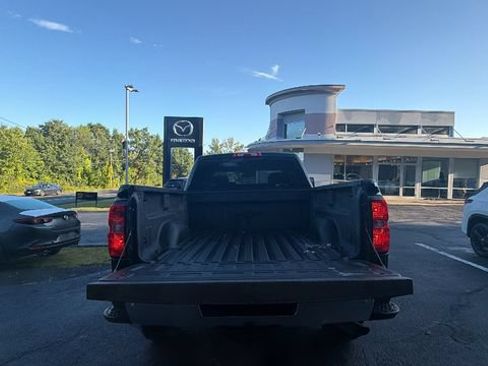 Used 2017 Chevrolet Silverado 2500 LTZ w/ Vortec Plus Package AWD/4WD image 14