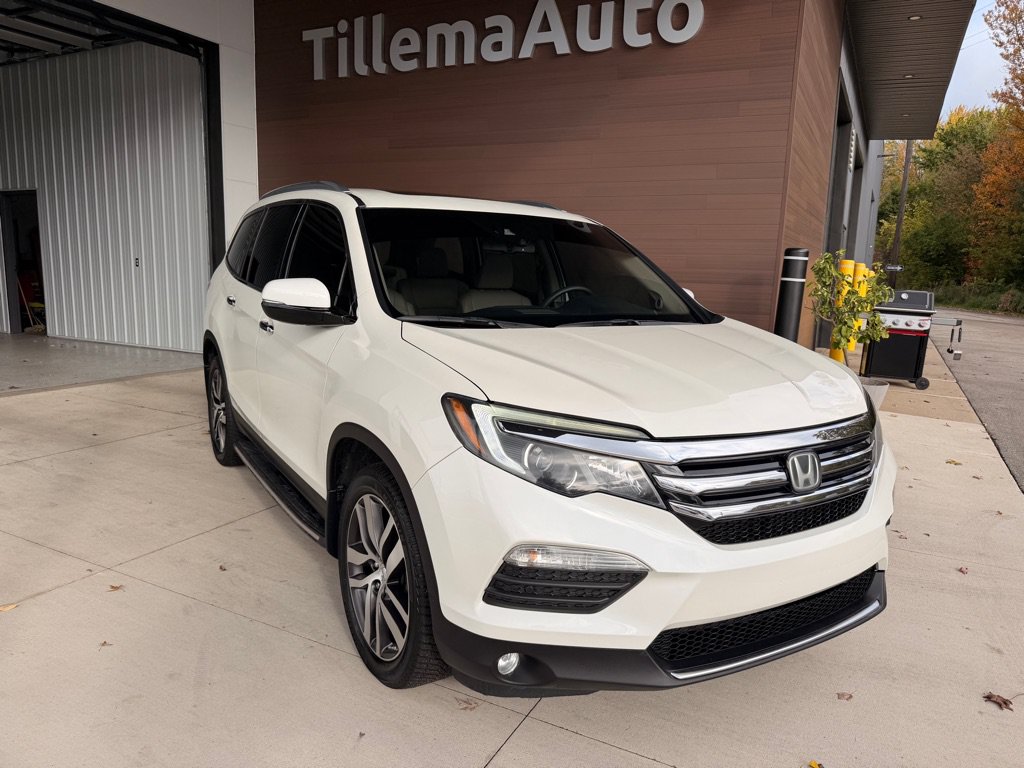 Used 2016 Honda Pilot Elite image 1
