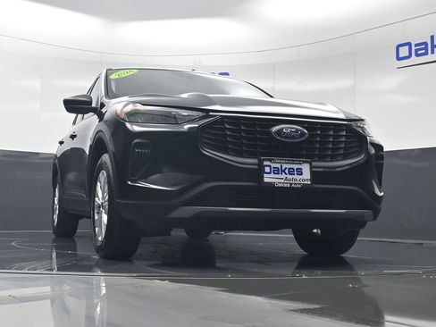Used 2024 Ford Escape Active AWD/4WD image 40
