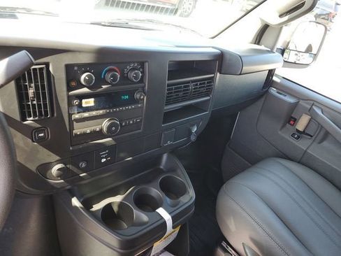 New 2026 GMC Savana 2500 Extended RWD image 25