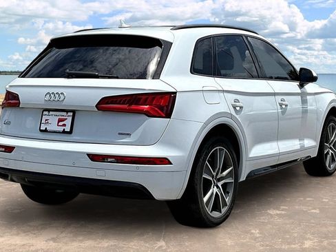 Used 2019 Audi Q5 2.0T Premium Plus w/ Premium Plus Package AWD/4WD image 4