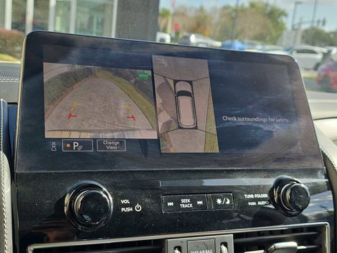 Certified 2024 INFINITI QX80 Premium Select w/ All-Season Package image 20