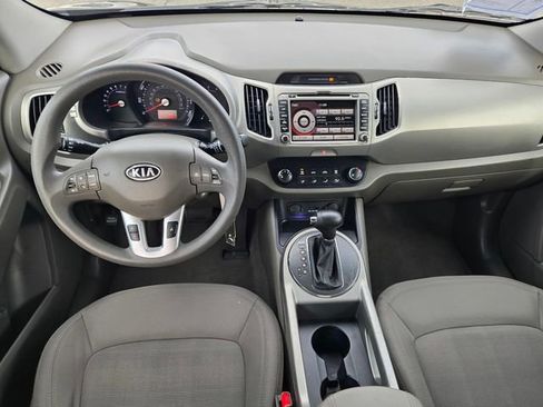 Used 2012 Kia Sportage LX w/ Navigation Pkg image 11