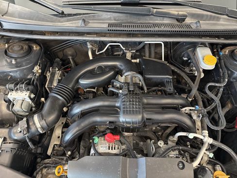 Used 2016 Subaru Crosstrek 2.0i Limited image 40