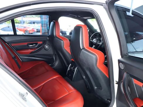 Used 2018 BMW M3 RWD image 33