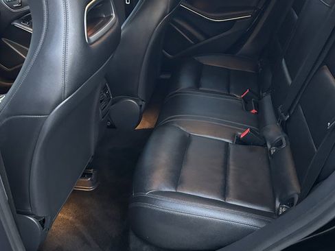 Used 2015 Mercedes-Benz CLA 250 4MATIC image 16