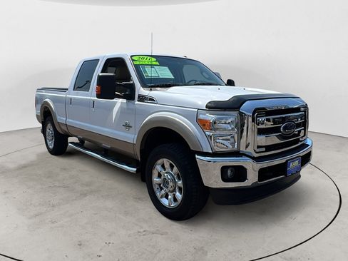 Used 2011 Ford F250 Lariat w/ Lariat Interior Pkg AWD/4WD image 8