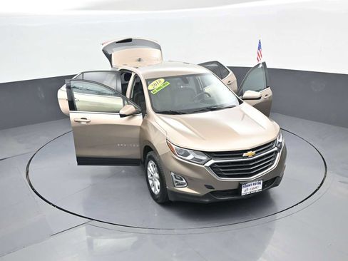 Used 2018 Chevrolet Equinox LT AWD/4WD image 43