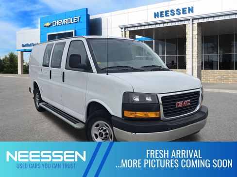 Used 2024 GMC Savana 2500 Work Van Full-size Cargo Van w/ Driver Convenience Package image 1