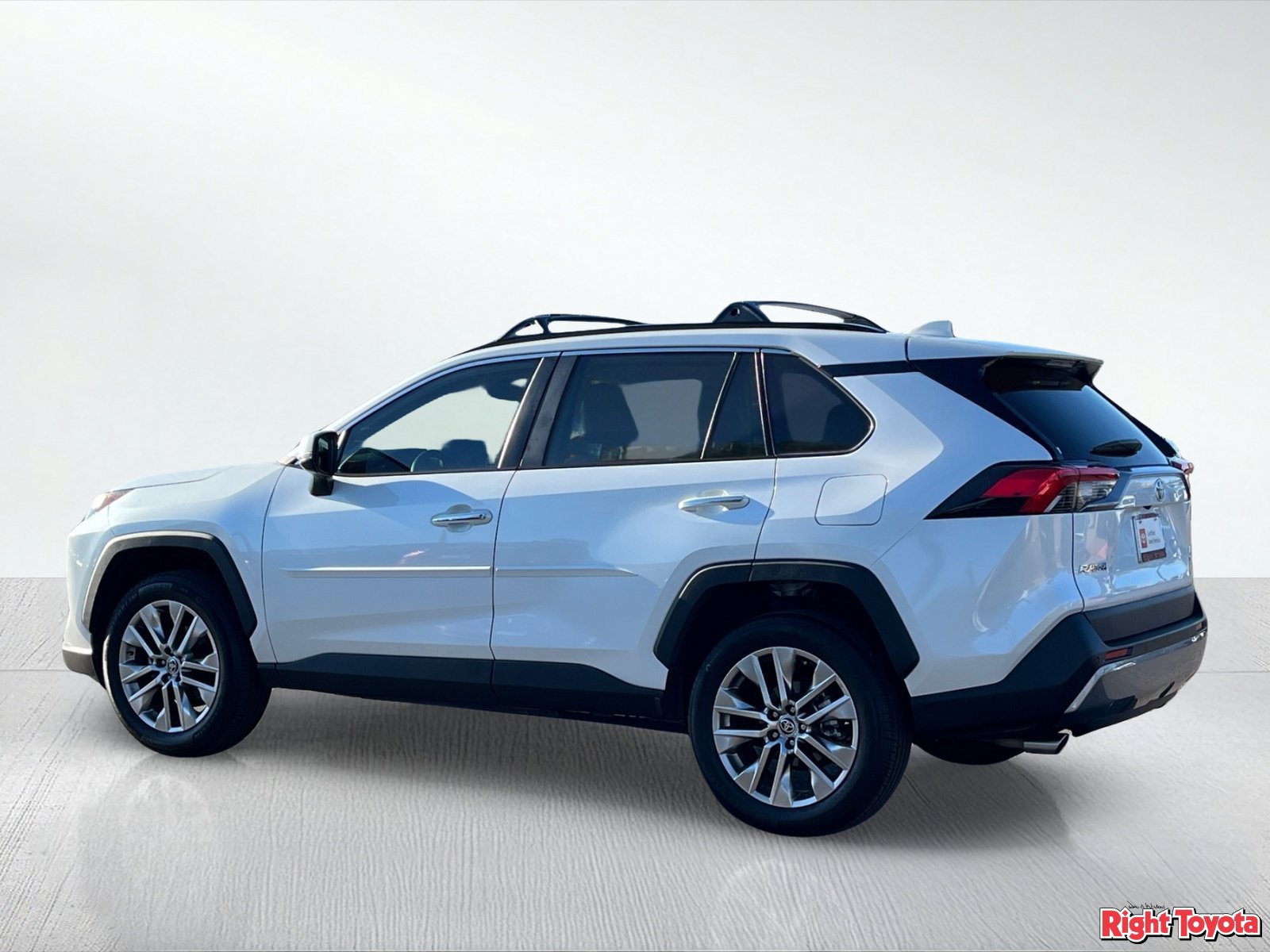 Certified 2023 Toyota RAV4 Limited AWD/4WD image 5