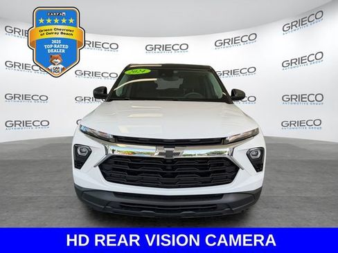 Used 2024 Chevrolet TrailBlazer LS w/ LS Convenience Package AWD/4WD image 2