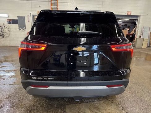New 2026 Chevrolet Equinox LT AWD/4WD image 5