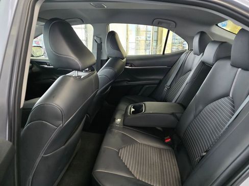 Used 2024 Toyota Camry SE image 36