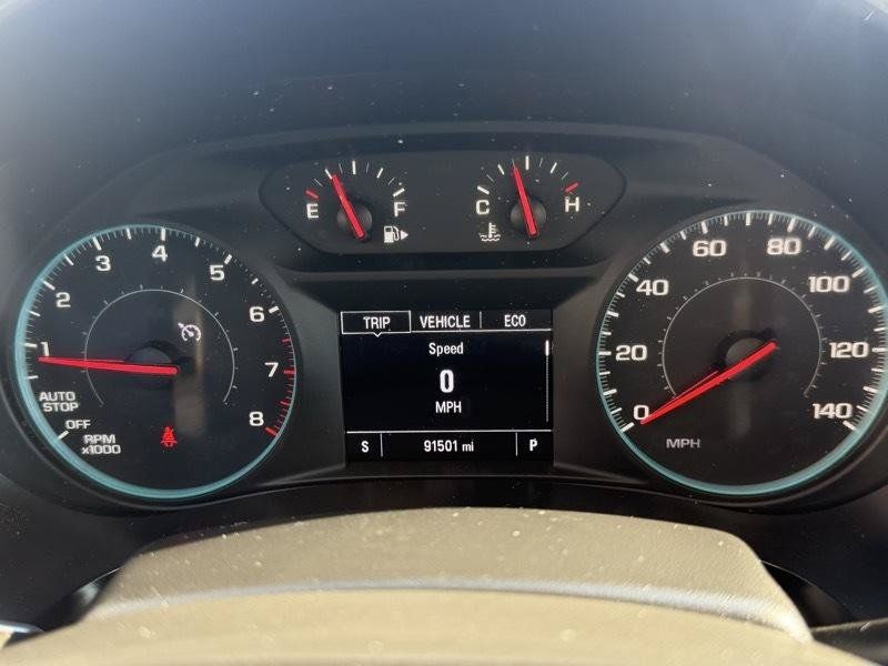 Used 2021 Chevrolet Malibu LT FWD image 16