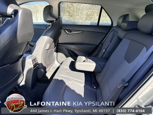 Certified 2024 Kia Niro EX image 10