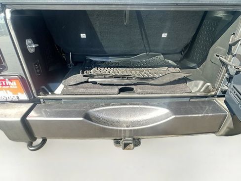 Used 2017 Jeep Wrangler Sport AWD/4WD image 24