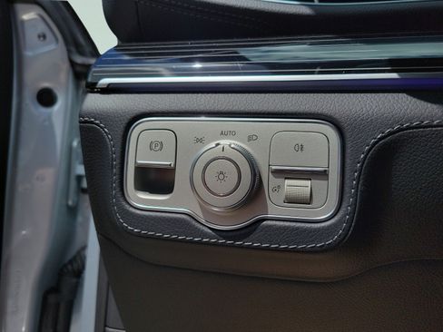New 2026 Mercedes-Benz GLS 580 4MATIC image 20