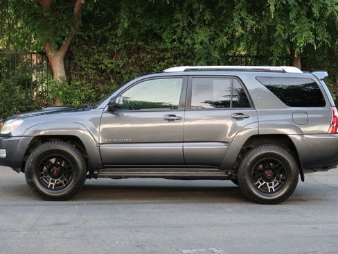 Used 2004 Toyota 4Runner Sport image 3