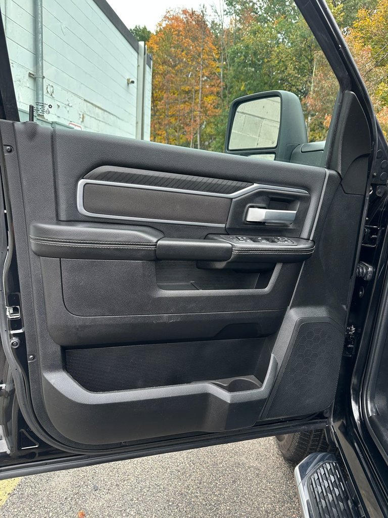Used 2026 RAM 2500 Big Horn AWD/4WD image 8