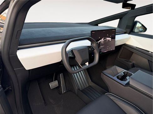 Used 2024 Tesla Cybertruck Cyberbeast image 10