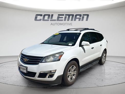 Used 2017 Chevrolet Traverse LT AWD/4WD image 1
