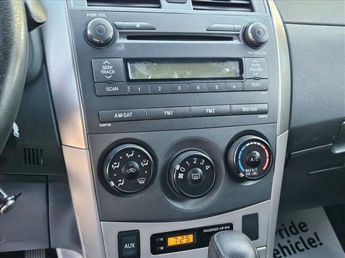 Used 2010 Toyota Corolla S image 13
