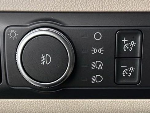 Used 2020 Ford Escape SEL image 15