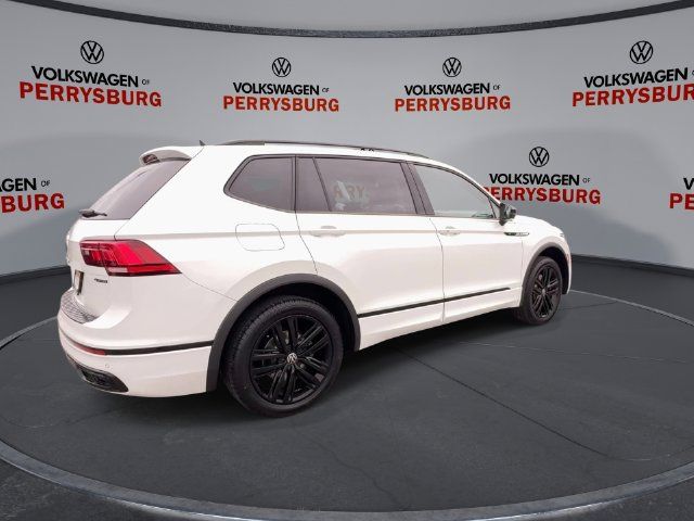 Used 2022 Volkswagen Tiguan SE R-Line AWD/4WD image 8