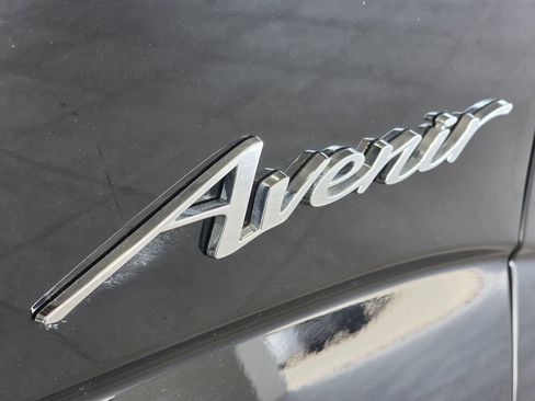 Used 2024 Buick Enclave Avenir w/ Avenir Technology Package AWD/4WD image 8