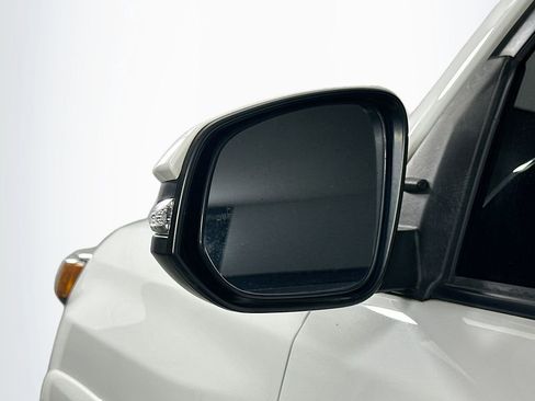 Used 2022 Toyota 4Runner SR5 Premium AWD/4WD image 37