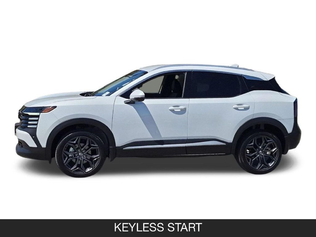 Certified 2025 Nissan Kicks SR FWD image 5