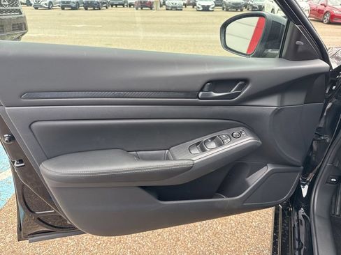 New 2026 Nissan Altima 2.5 SV w/ SV Premium Package FWD image 10