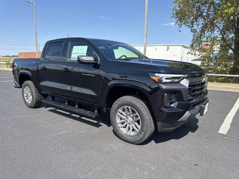 New 2026 Chevrolet Colorado LT w/ LT Convenience Package AWD/4WD image 5