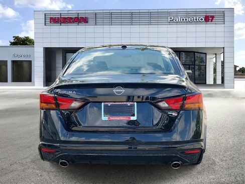 Used 2025 Nissan Altima 2.5 SV w/ SV Special Edition Package image 5