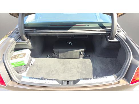 New 2026 Bentley Flying Spur Base image 36