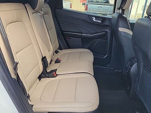 Used 2021 Ford Escape SEL image 28