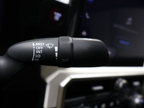 Used 2024 Toyota Tacoma TRD Off-Road image 37