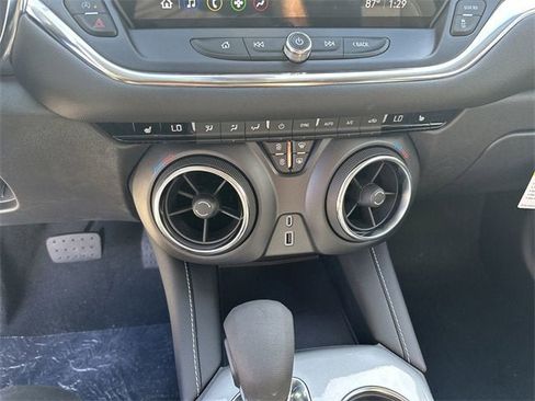 New 2025 Chevrolet Blazer LT w/ Driver Confidence Package image 17