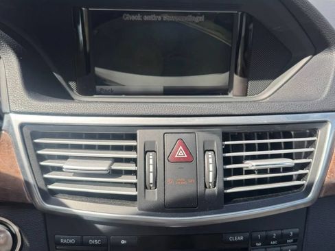 Used 2013 Mercedes-Benz E 350 Sedan image 25