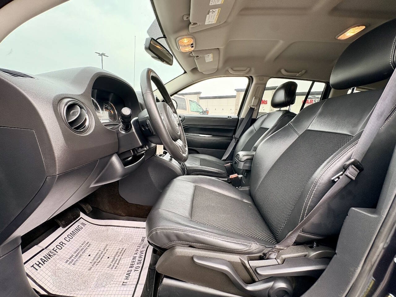 Used 2014 Jeep Compass Latitude AWD/4WD image 10