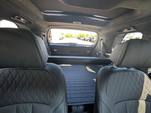 Used 2019 BMW X7 xDrive50i w/ M Sport Package AWD/4WD image 44