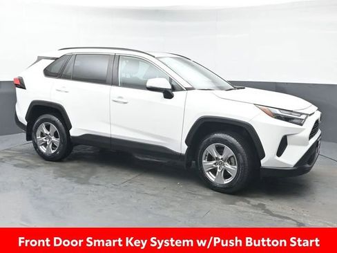 Certified 2022 Toyota RAV4 XLE w/ Convenience Package image 10